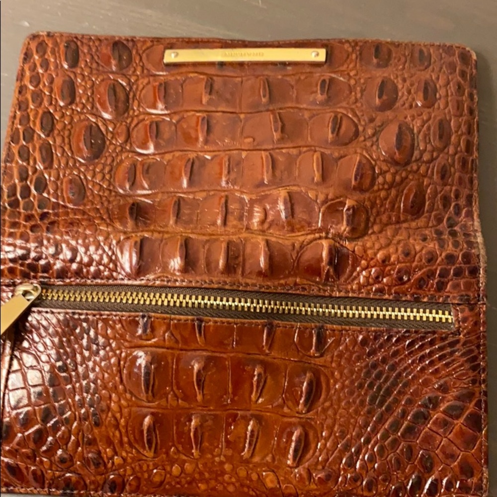 Brahmin wallet